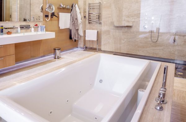 Tub Repair Service in Palm Beach Gardens