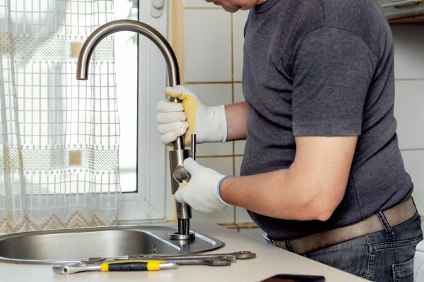 Kitchen Faucet Leak Repair in Palm Beach Gardens