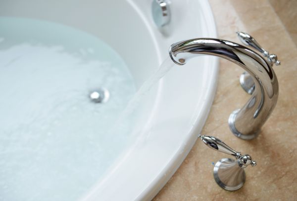Cost of Tub Faucet Replacement in Palm Beach Gardens