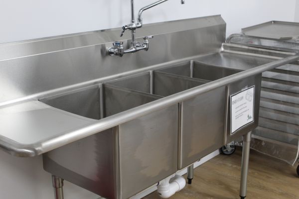 Cost of Utility Sink Installation in Palm Beach Gardens